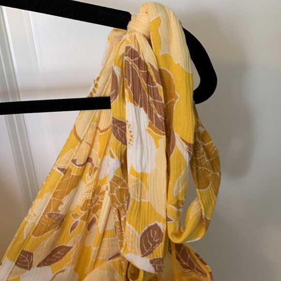 Abercrombie & Fitch Yellow Floral Maxi Dress - Picture 5 of 6